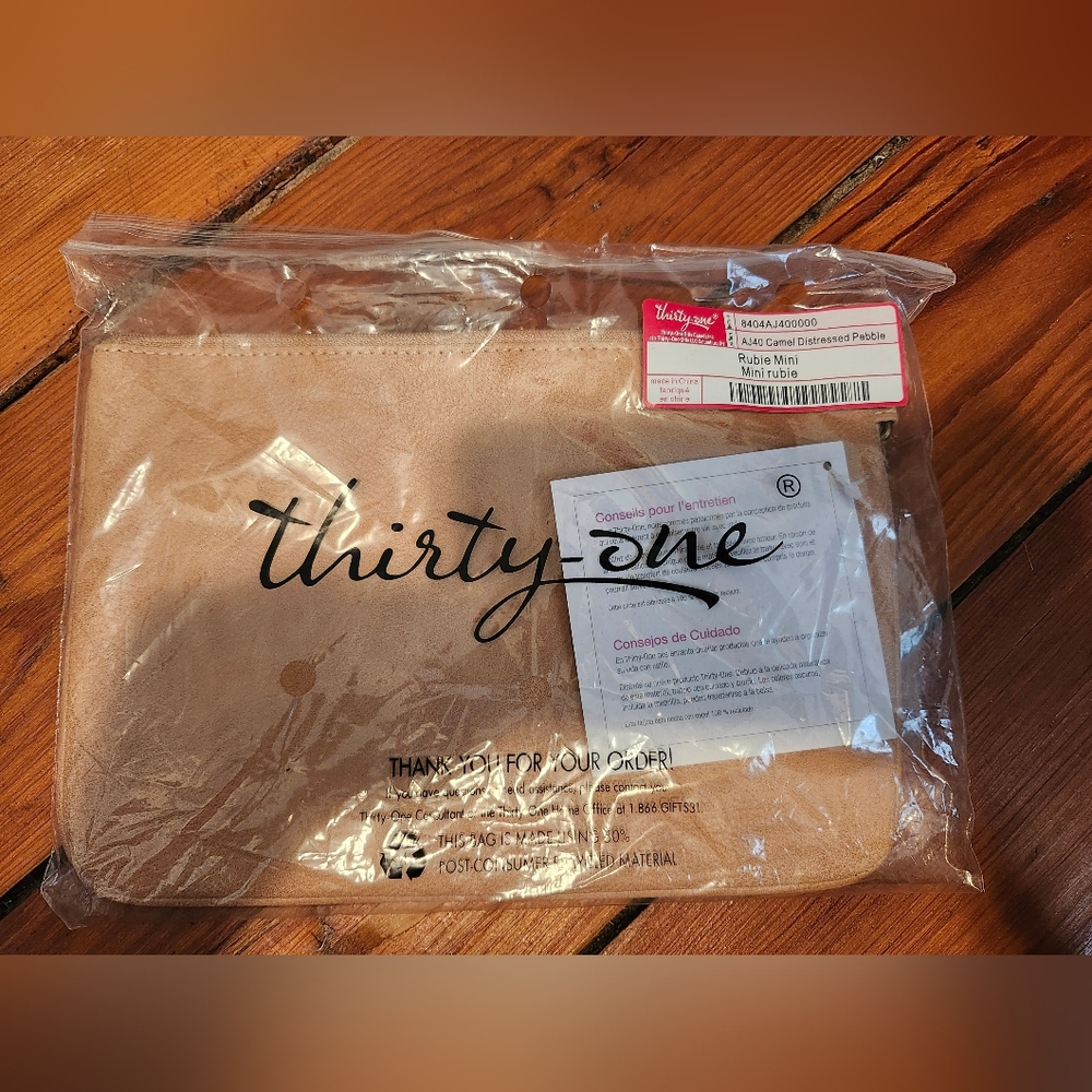 Thirty-one ruby mini